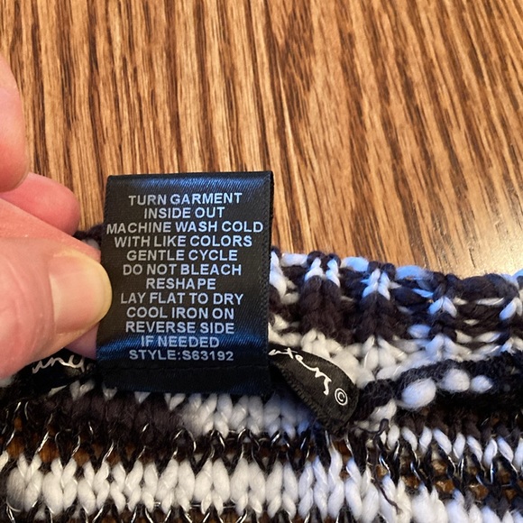 Black/white/metallic United States Sweaters crew neck sweater - Picture 6 of 7